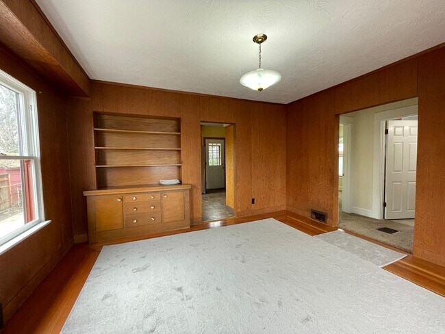 Building Photo - Exceptional Living Within Montavilla 2 Bed...