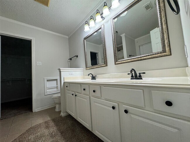 Building Photo - 20515 Spring Aspen Ln