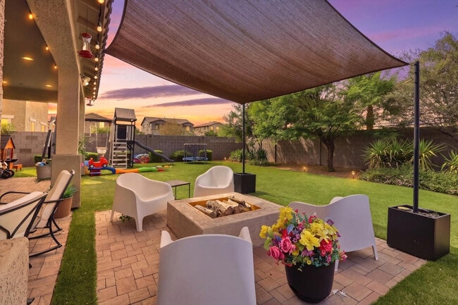 Building Photo - 23022 E Estrella Rd