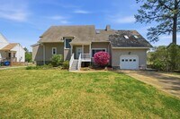 Building Photo - 20 B Freeman Drive Poquoson VA 23662
