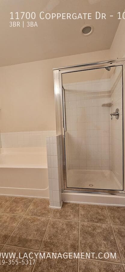 Building Photo - 11700 Coppergate Dr