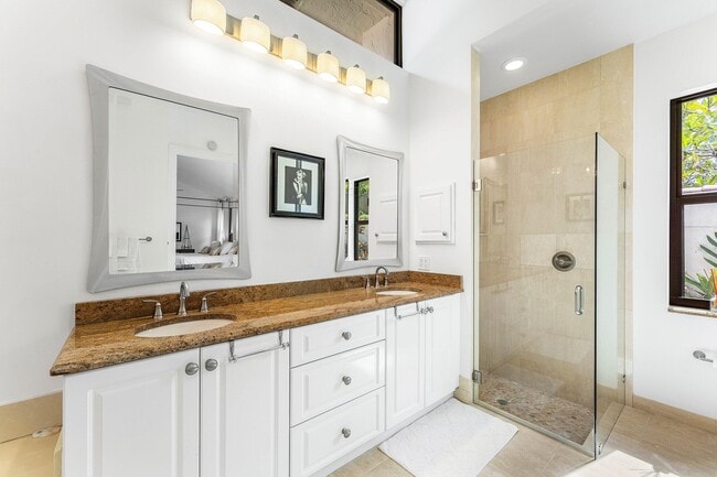 Building Photo - 2601 Sheltingham Dr