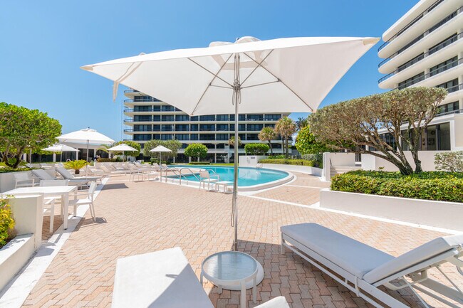 Building Photo - 2660 S Ocean Blvd