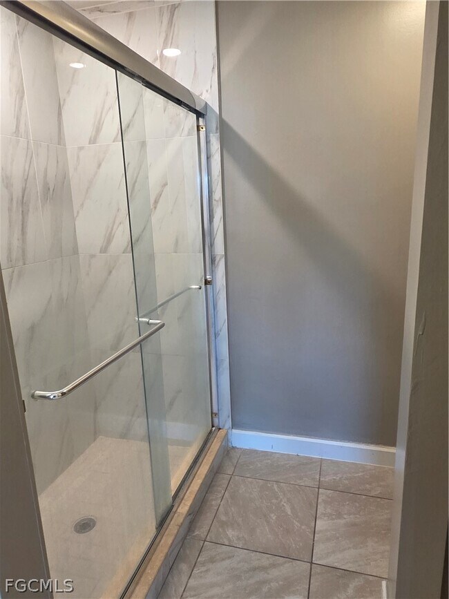 Building Photo - 1117 Gordon Ave S