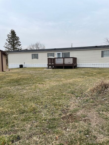 Back View - 2352 Saint Andrews Dr