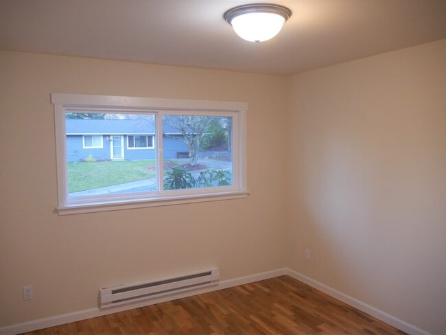 Building Photo - 3-Bed Charmer in Education Hill!