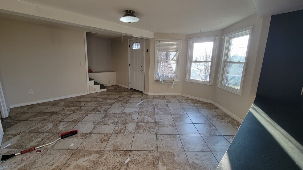 Building Photo - 539 Quinnipiac Ave