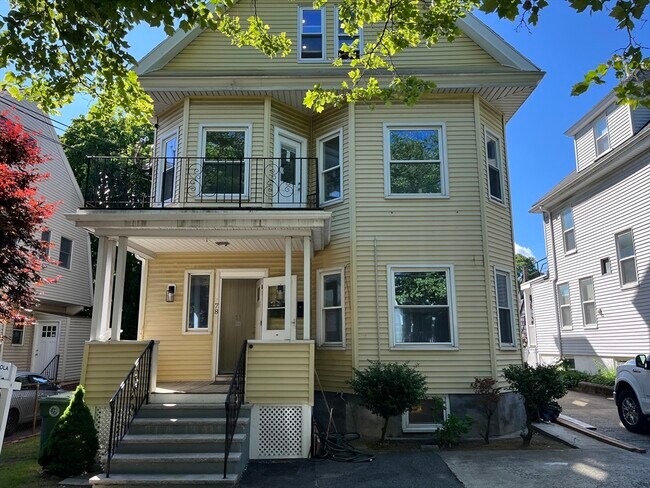 Primary Photo - 78 Dexter Ave