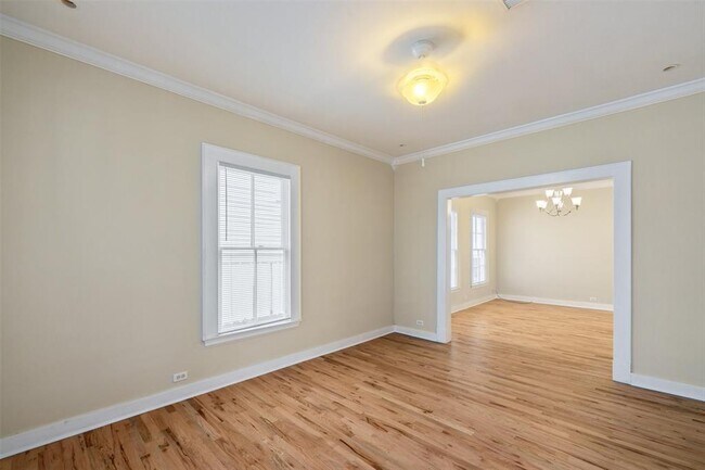 Building Photo - 1710 Avenue O