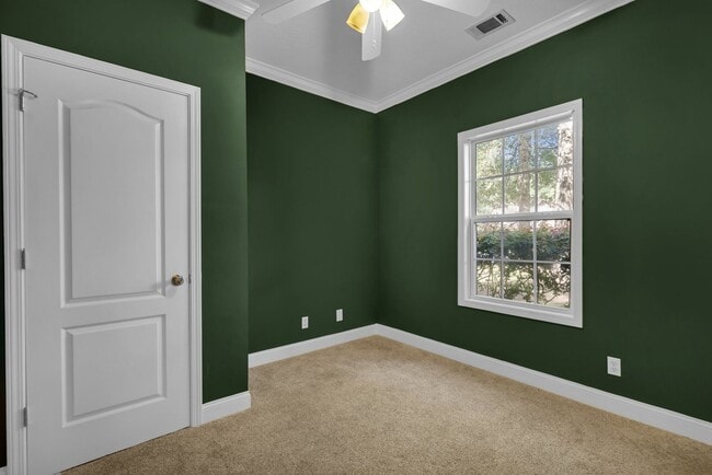 Building Photo - AVAILABLE NOW [PETS PERMITTED]