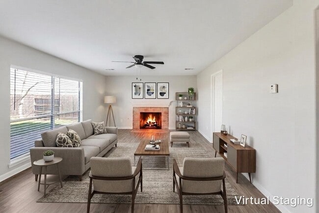 Building Photo - 11714 Pinos Altos Dr