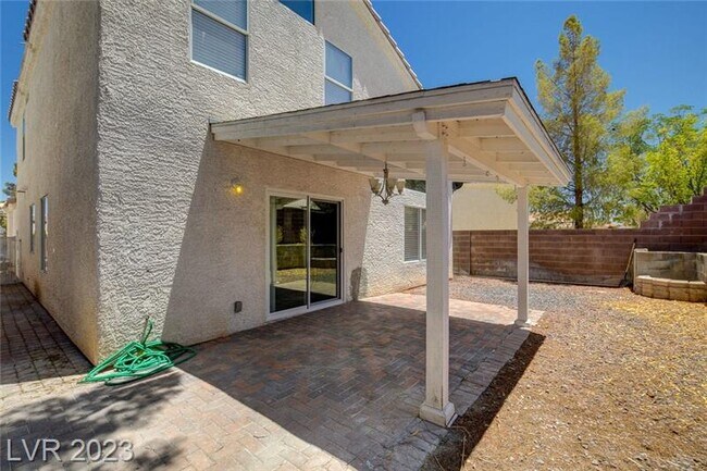 Building Photo - 1705 Navajo Lake Way