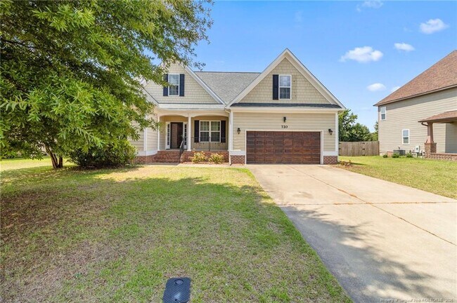 Building Photo - 720 Camwheel Dr