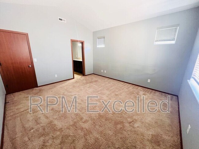 Building Photo - 17616 74th Ave Ct E