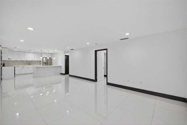 Building Photo - 8851 NW 119th St