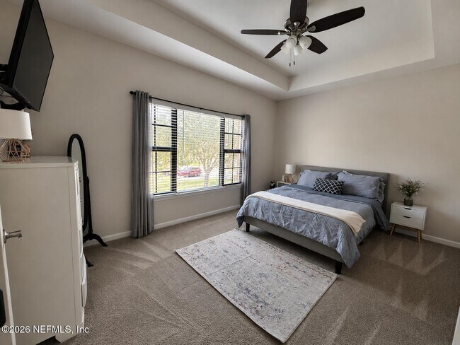Building Photo - 110 Calle el Jardin