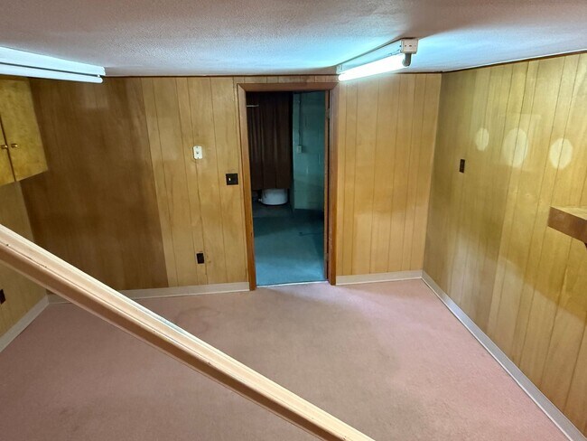 Building Photo - Beautiful 3 bedroom- North Johnson City