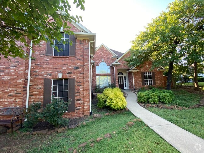 Building Photo - 1541 Valley Creek Rd
