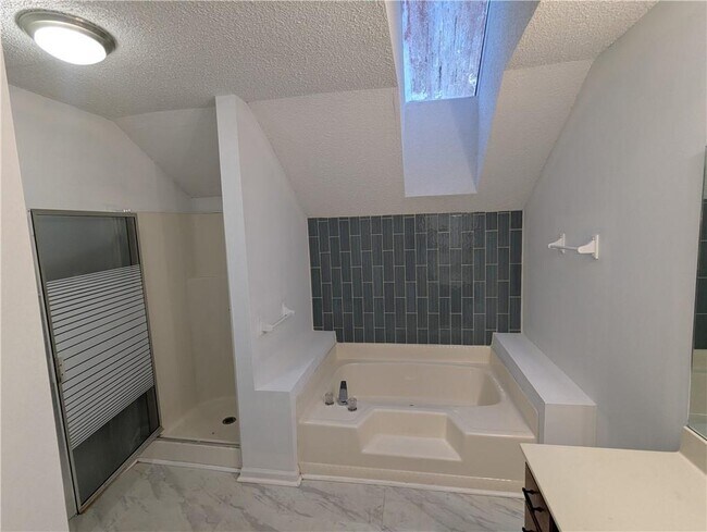 Building Photo - 1767 Mill Ct