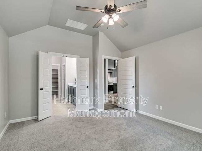 Building Photo - 1007 Magnolia Dr