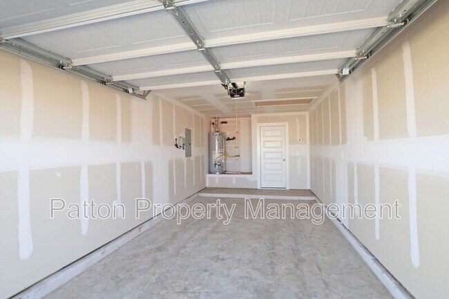 Building Photo - 8905 Tarrant Rd