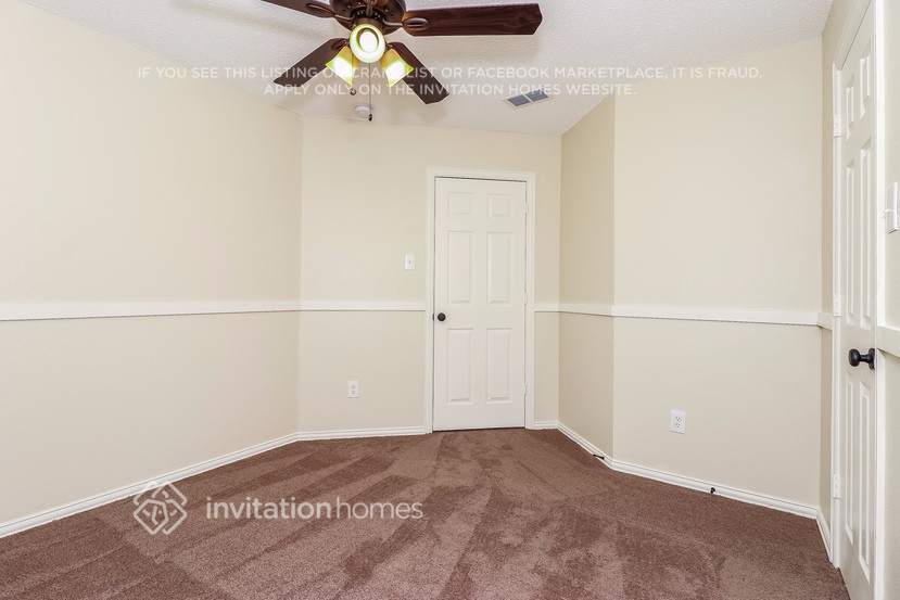 Building Photo - 1044 Waterview Dr