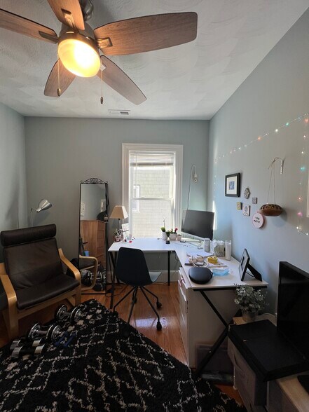 Building Photo - 305 Highland Ave