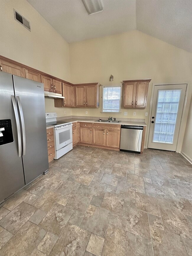 Building Photo - 596 W Ashley Glen Cir