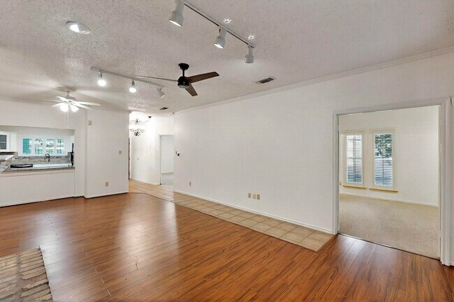 Building Photo - 5310 Keller Springs Rd