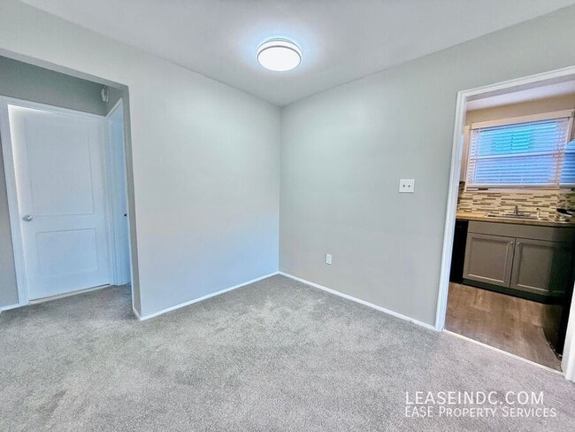 Building Photo - 4407 2nd St NE