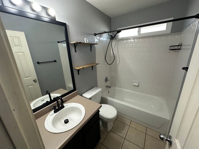 Building Photo - NEW IN MANAGEMENT - AVAILABLE SOON!