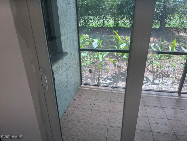 Building Photo - 1440 Green Valley Cir