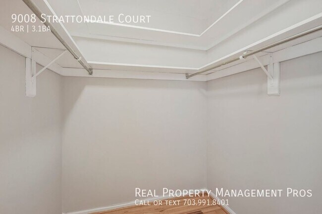 Building Photo - 9008 Strattondale Ct