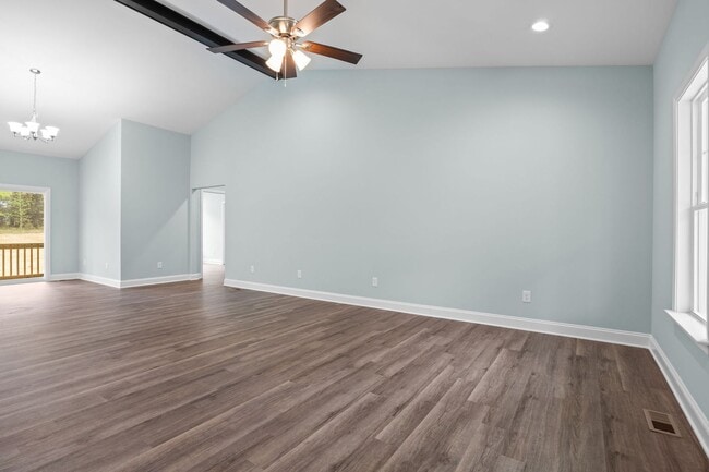 Building Photo - 55 Leisure Ln