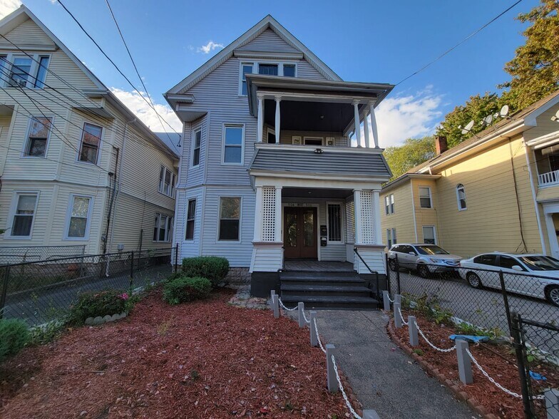 Building Photo - 504 Winthrop Ave