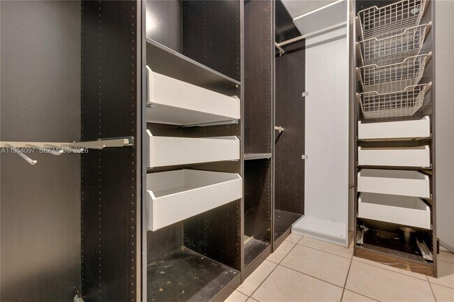 Building Photo - 5505 Bluejack Oak Cir