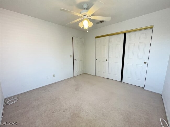 Building Photo - 420 Crater Ct