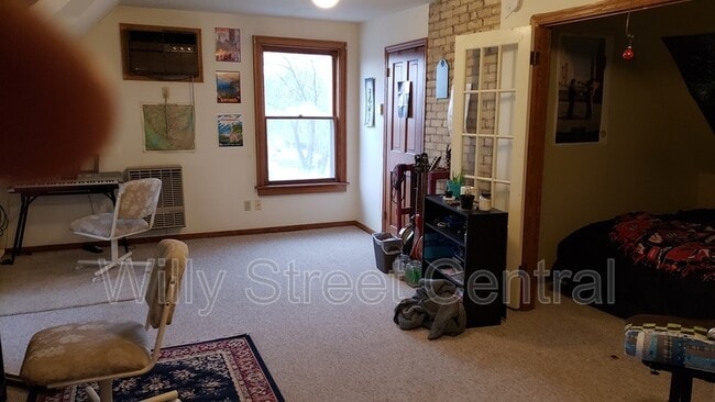 Building Photo - 1601 Madison St