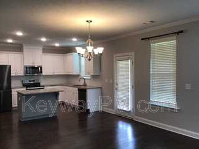 Building Photo - 3060 Lobella Dr
