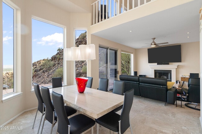 Building Photo - 126 W North Ln