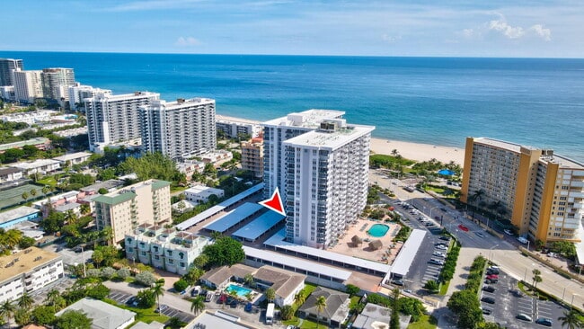 Building Photo - 405 N Ocean Blvd