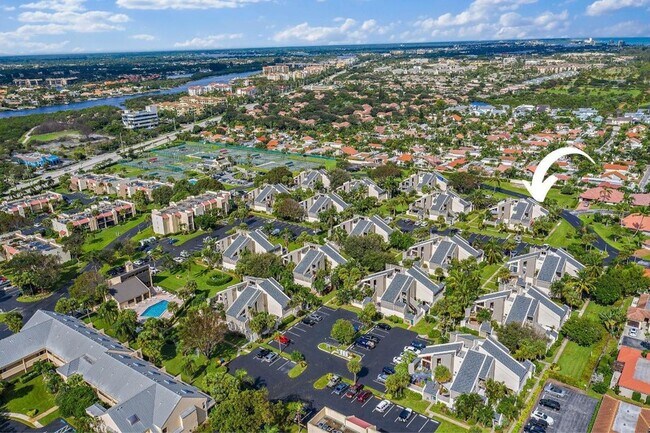 Building Photo - 1605 US-1