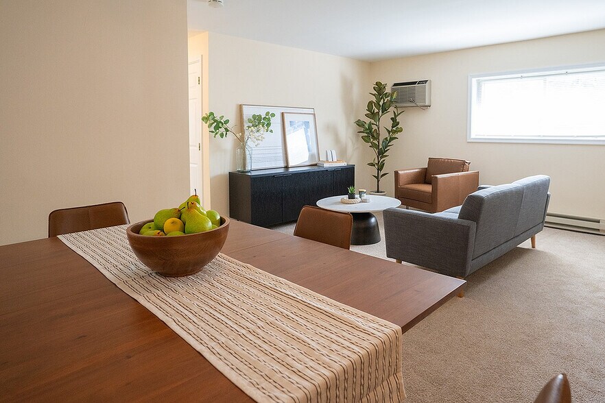 Living Area - Norris Hills
