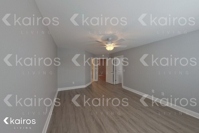 Building Photo - 3717 Oak Leaf Way