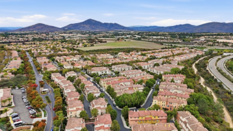 Building Photo - 1295 Blue Jean Way