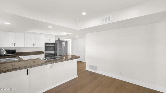 Building Photo - 8108 E Del Joya Dr