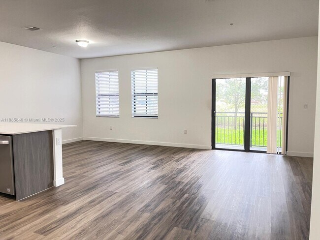 Building Photo - 15600 SW 136th St