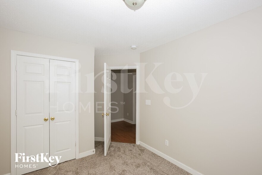 Building Photo - 11114 Palestrina Rd