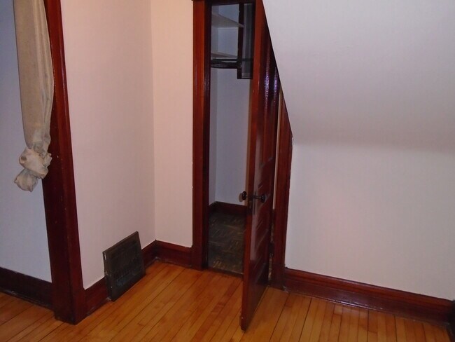Building Photo - 3469 N. Kedzie-1
