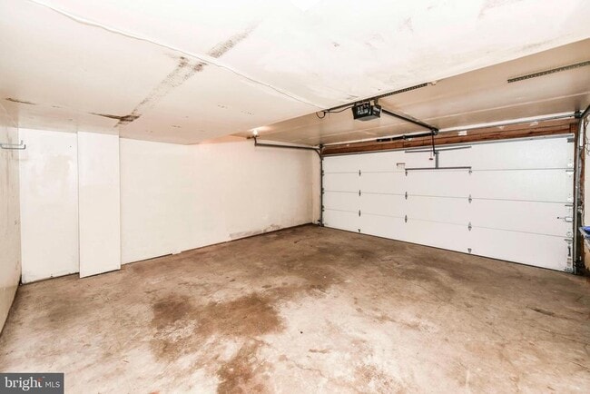 Building Photo - 7709 Rockledge Ct